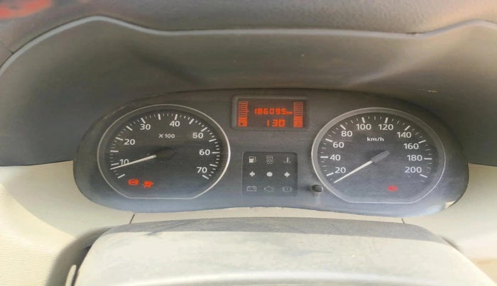 2014 Nissan Terrano XL (D), Diesel, Manual, 1,86,095 km, interior