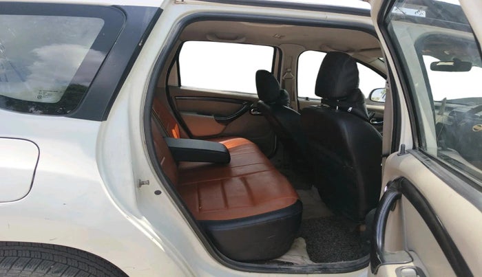 2014 Nissan Terrano XL (D), Diesel, Manual, 1,86,095 km, interior