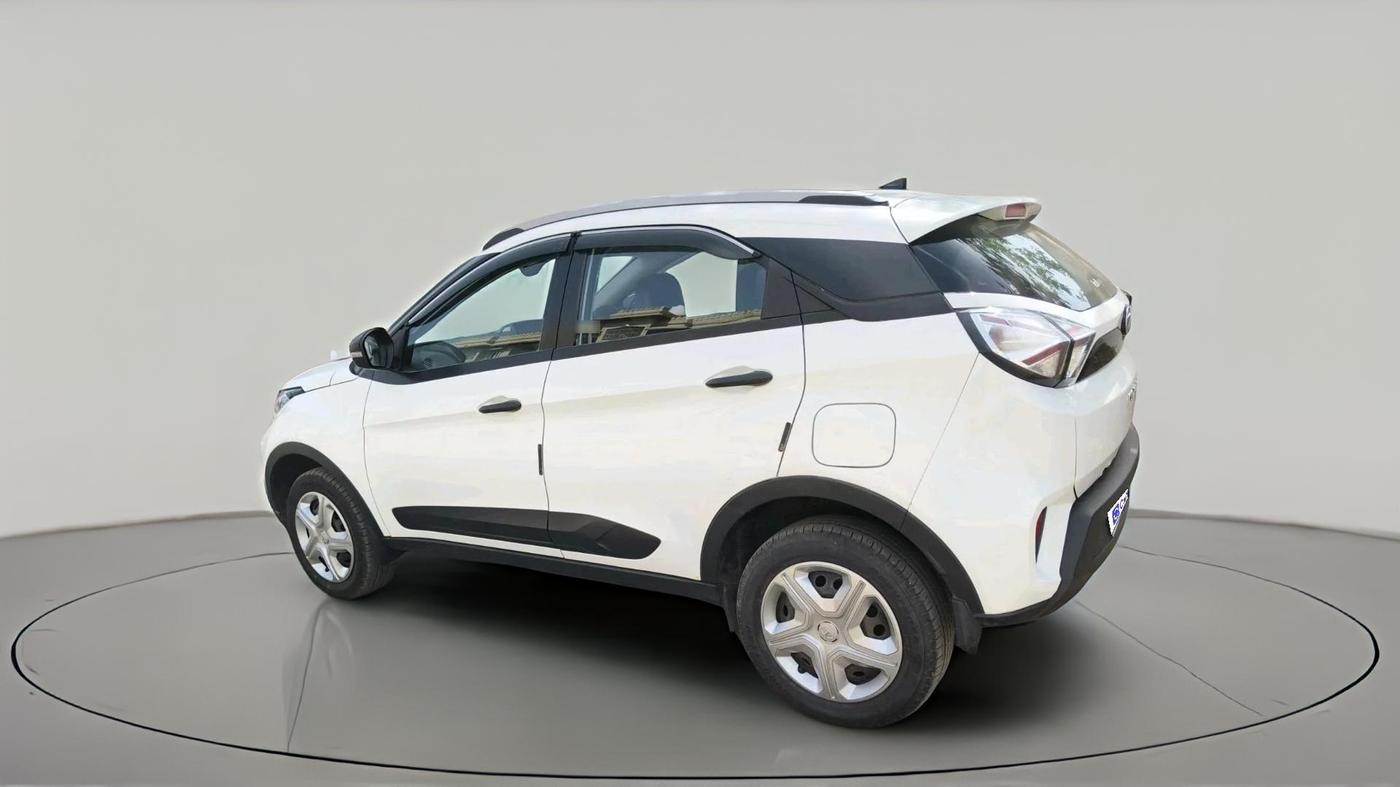 2023 Tata NEXON XM SUNROOF PETROL, Petrol, Manual, 22,793 km, exterior