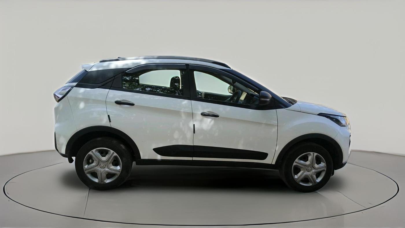 2023 Tata NEXON XM SUNROOF PETROL, Petrol, Manual, 22,793 km, exterior