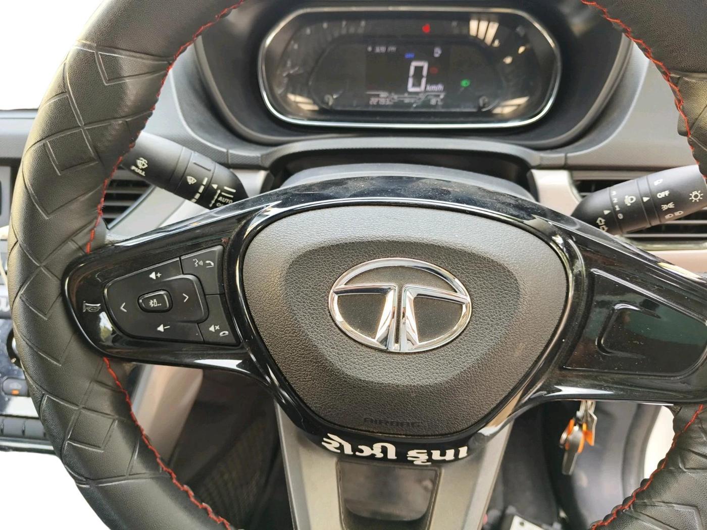2023 Tata NEXON XM SUNROOF PETROL, Petrol, Manual, 22,793 km, interior