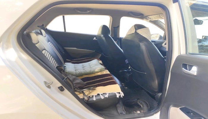 2018 Hyundai Grand i10 SPORTZ 1.2 KAPPA VTVT, Petrol, Manual, 45,377 km, interior