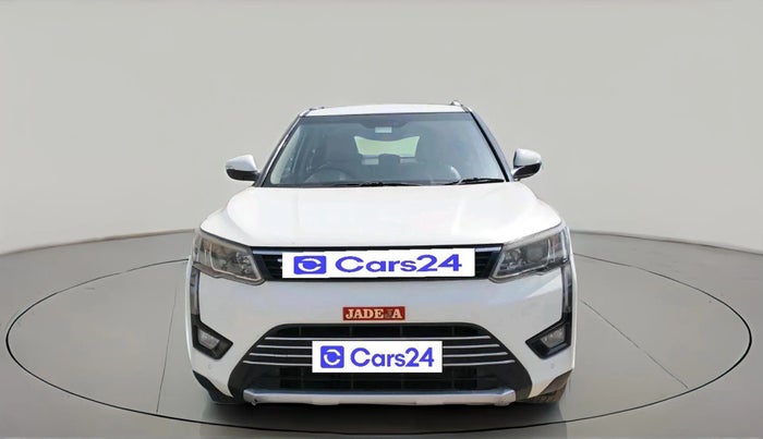 2019 Mahindra XUV300 W8 (O) 1.5 DIESEL AMT, Diesel, Automatic, 1,21,428 km, exterior