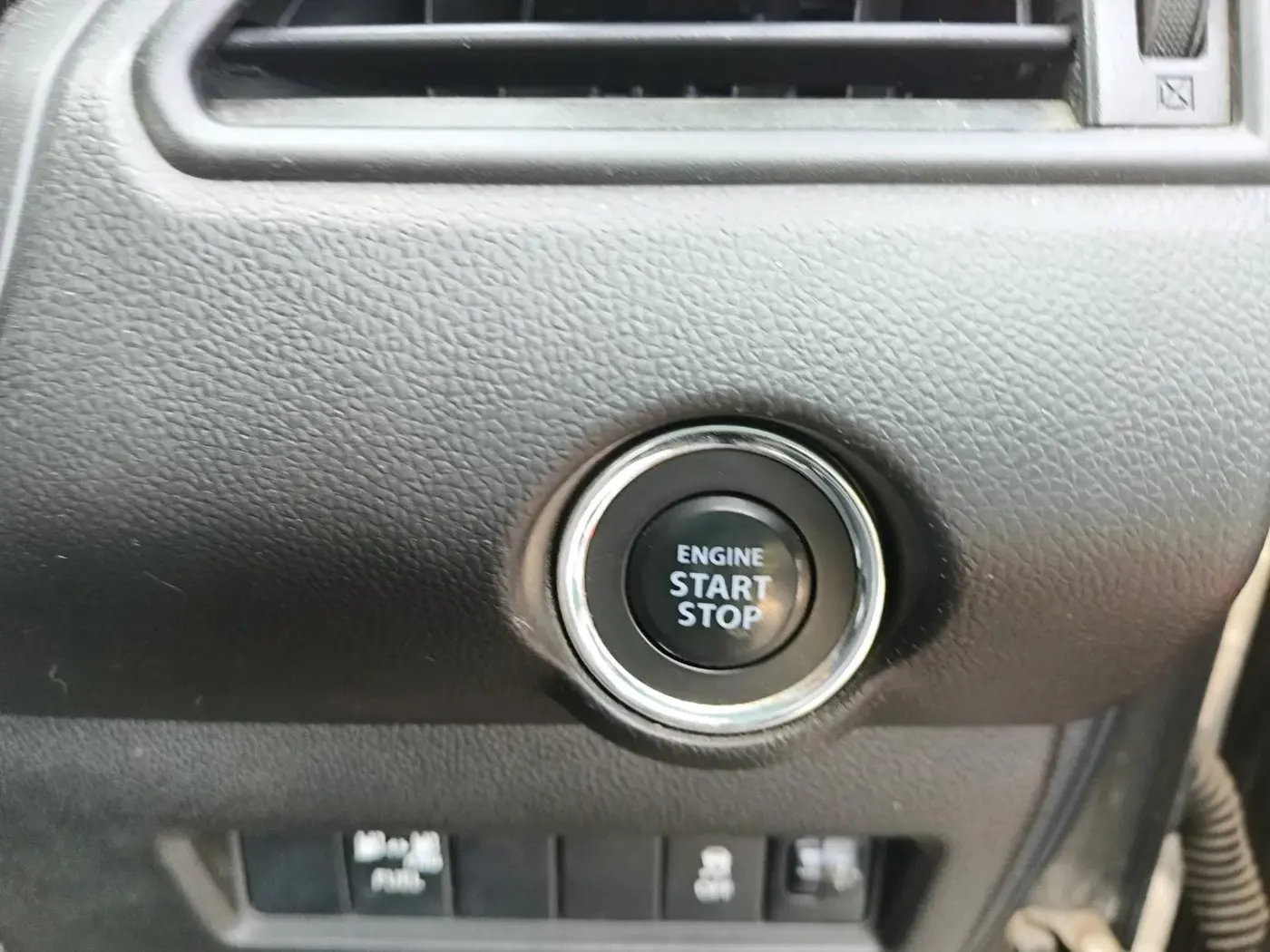 2023 Maruti Swift ZXI CNG, CNG, Manual, 68,634 km, interior
