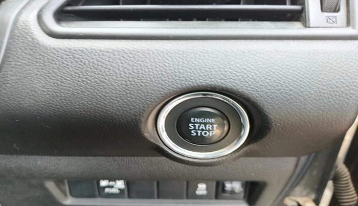 2023 Maruti Swift ZXI CNG, CNG, Manual, 68,634 km, interior