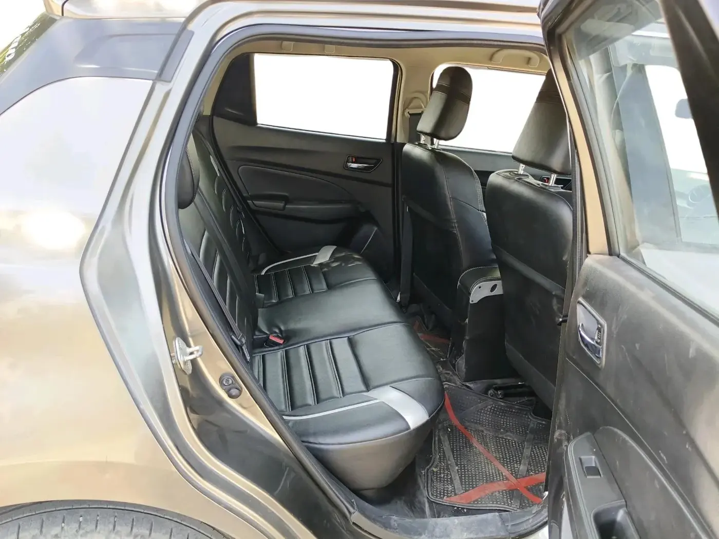 2023 Maruti Swift ZXI CNG, CNG, Manual, 68,634 km, interior