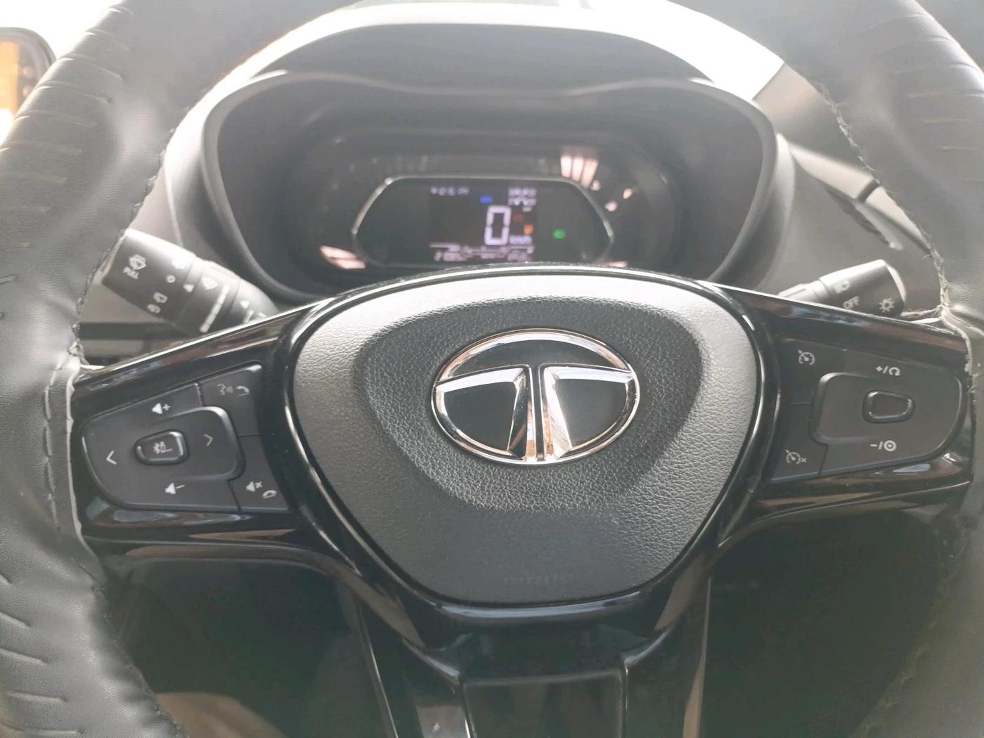 2021 Tata NEXON XZ PLUS (O) PETROL DARK EDITION, Petrol, Manual, 21,085 km, interior