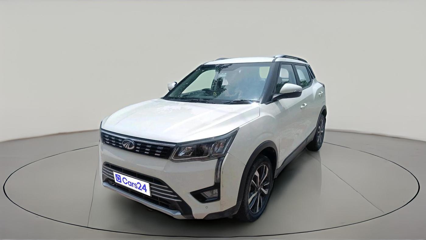2019 Mahindra XUV300 W8 (O) 1.5 DIESEL, Diesel, Manual, 47,719 km, exterior