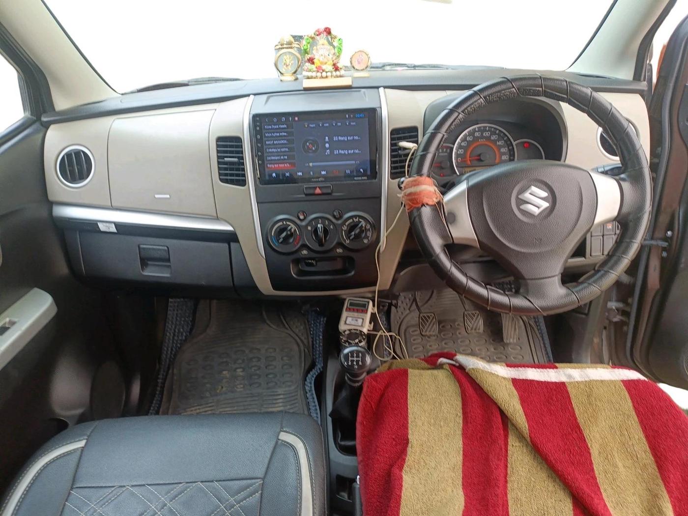 2015 Maruti Wagon R 1.0 VXI, Petrol, Manual, 26,123 km, interior