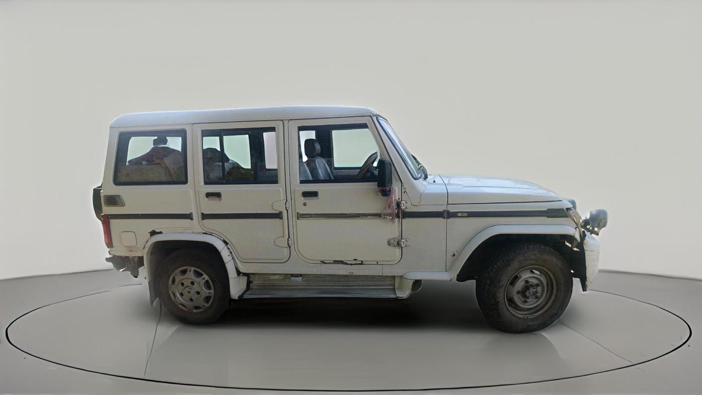 2011 Mahindra Bolero SLE BS-III, Diesel, Manual, 2,41,629 km, exterior