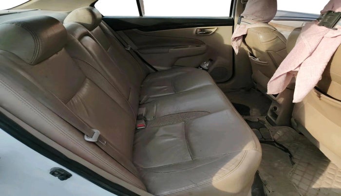 2016 Maruti Ciaz ZDI SHVS, Diesel, Manual, 66,465 km, interior