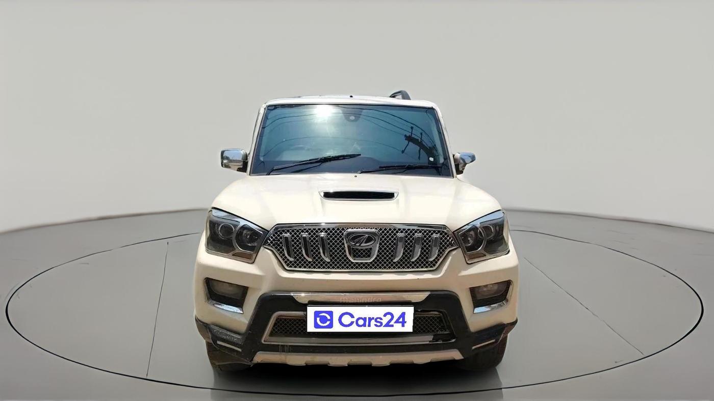 2016 Mahindra Scorpio S10, Diesel, Manual, 80,311 km, exterior
