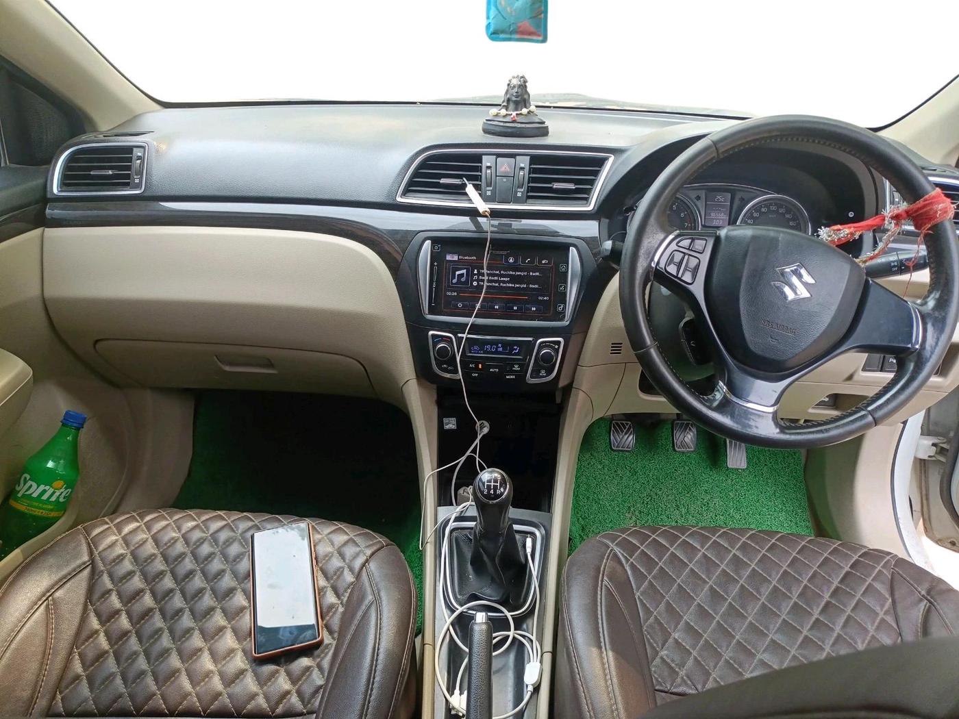 2017 Maruti Ciaz ALPHA 1.4 PETROL, Petrol, Manual, 96,568 km, interior