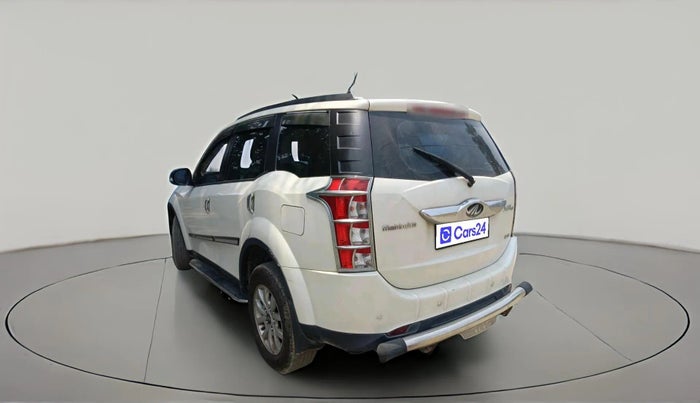 2016 Mahindra XUV500 W10, Diesel, Manual, 63,567 km, exterior