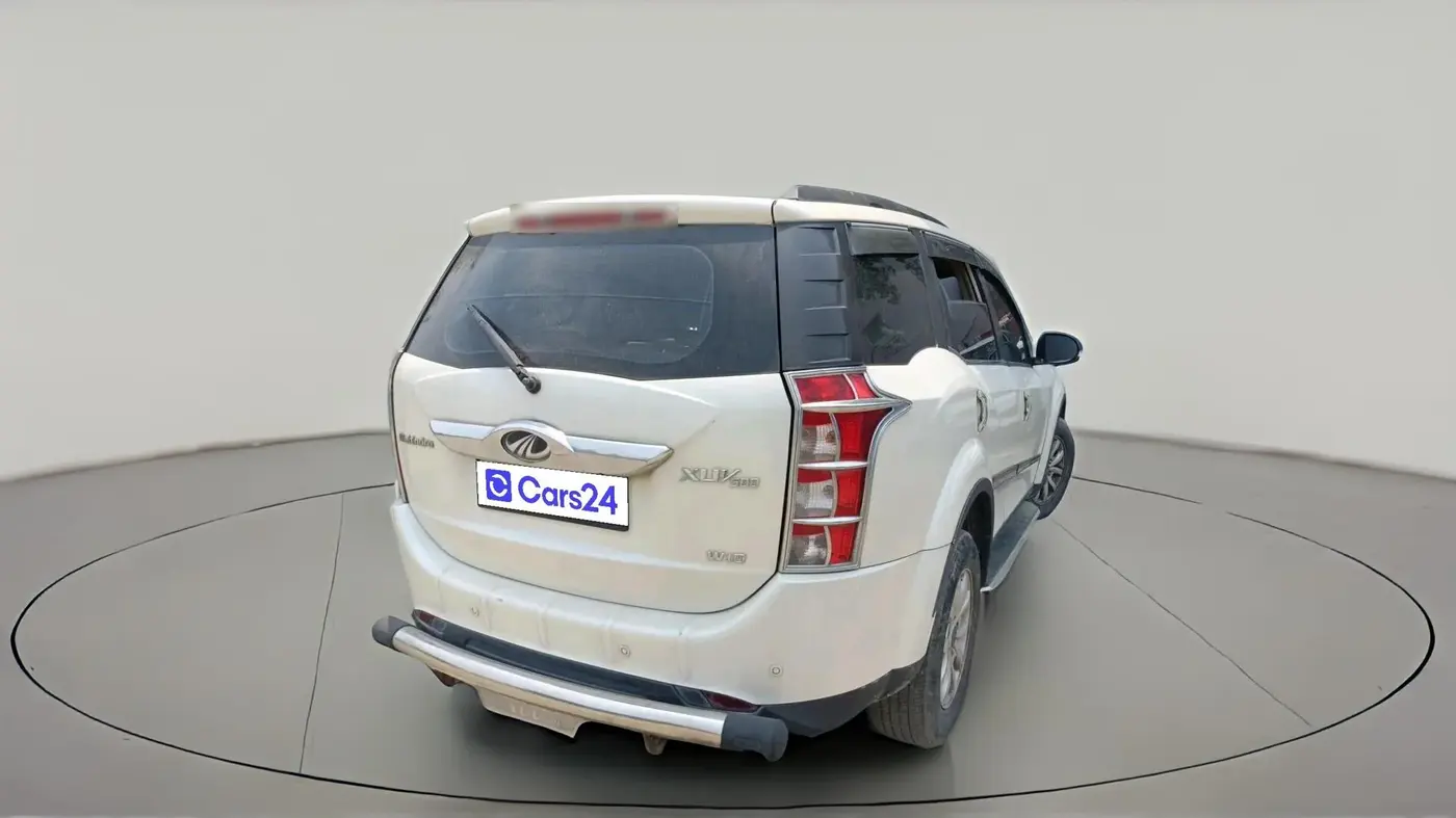 2016 Mahindra XUV500 W10, Diesel, Manual, 63,567 km, exterior