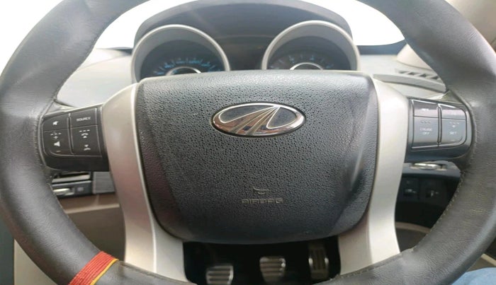 2016 Mahindra XUV500 W10, Diesel, Manual, 63,567 km, interior