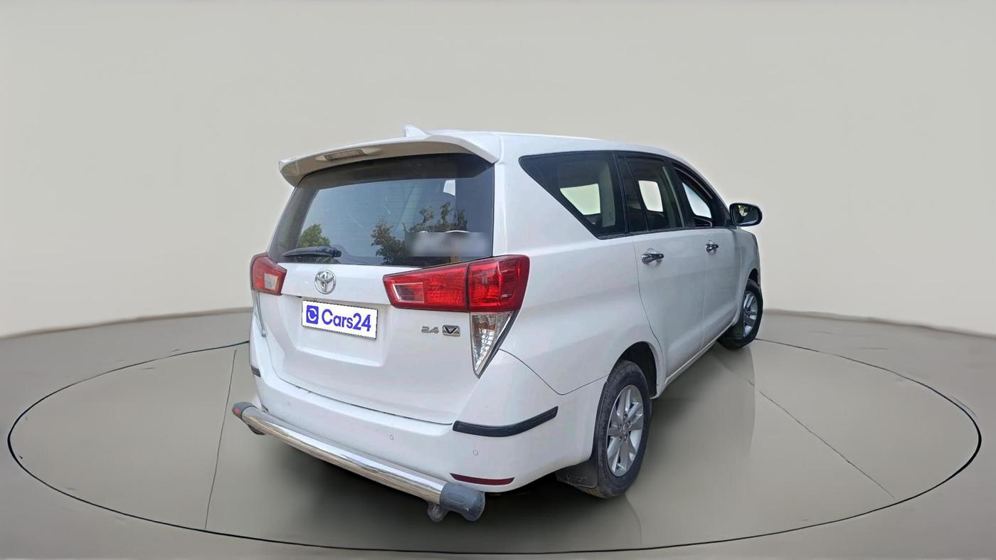 2020 Toyota Innova Crysta 2.4 VX 7 STR, Diesel, Manual, 45,426 km, exterior