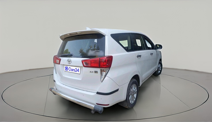 2020 Toyota Innova Crysta 2.4 VX 7 STR, Diesel, Manual, 45,426 km, exterior