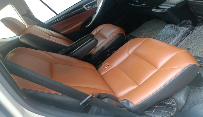2020 Toyota Innova Crysta 2.4 VX 7 STR, Diesel, Manual, 45,426 km, interior