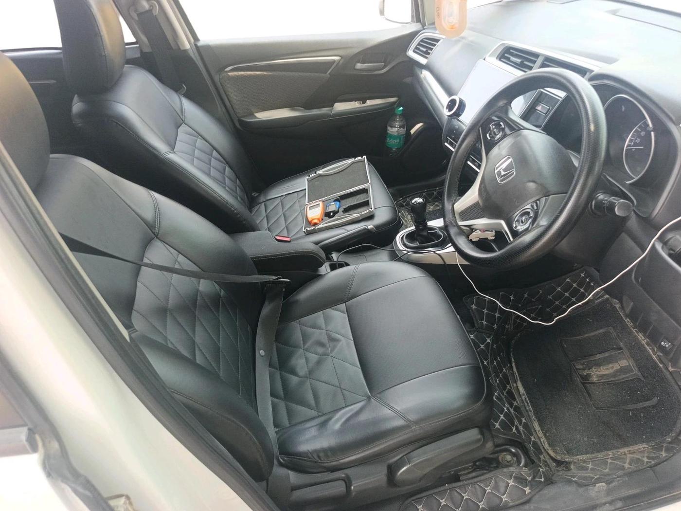 2017 Honda WR-V 1.5L I-DTEC VX MT, Diesel, Manual, 2,52,995 km, interior
