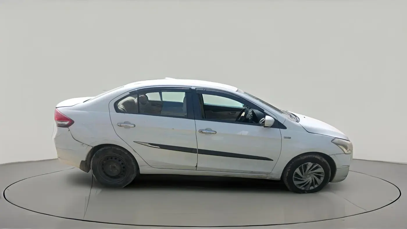 2016 Maruti Ciaz VDI SHVS, Diesel, Manual, 1,58,123 km, exterior