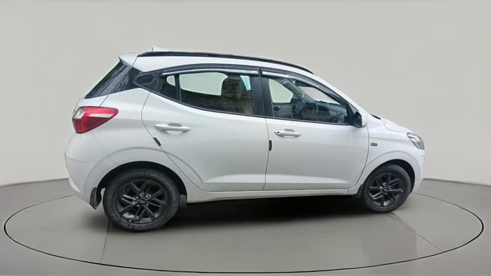 2020 Hyundai Grand i10 SPORTZ AT 1.2 KAPPA VTVT, Petrol, Automatic, 65,206 km, exterior