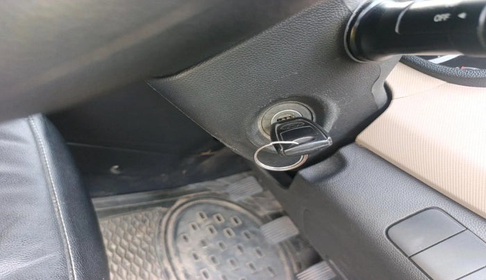 2017 Hyundai Grand i10 SPORTZ 1.2 KAPPA VTVT, Petrol, Manual, 51,341 km, interior