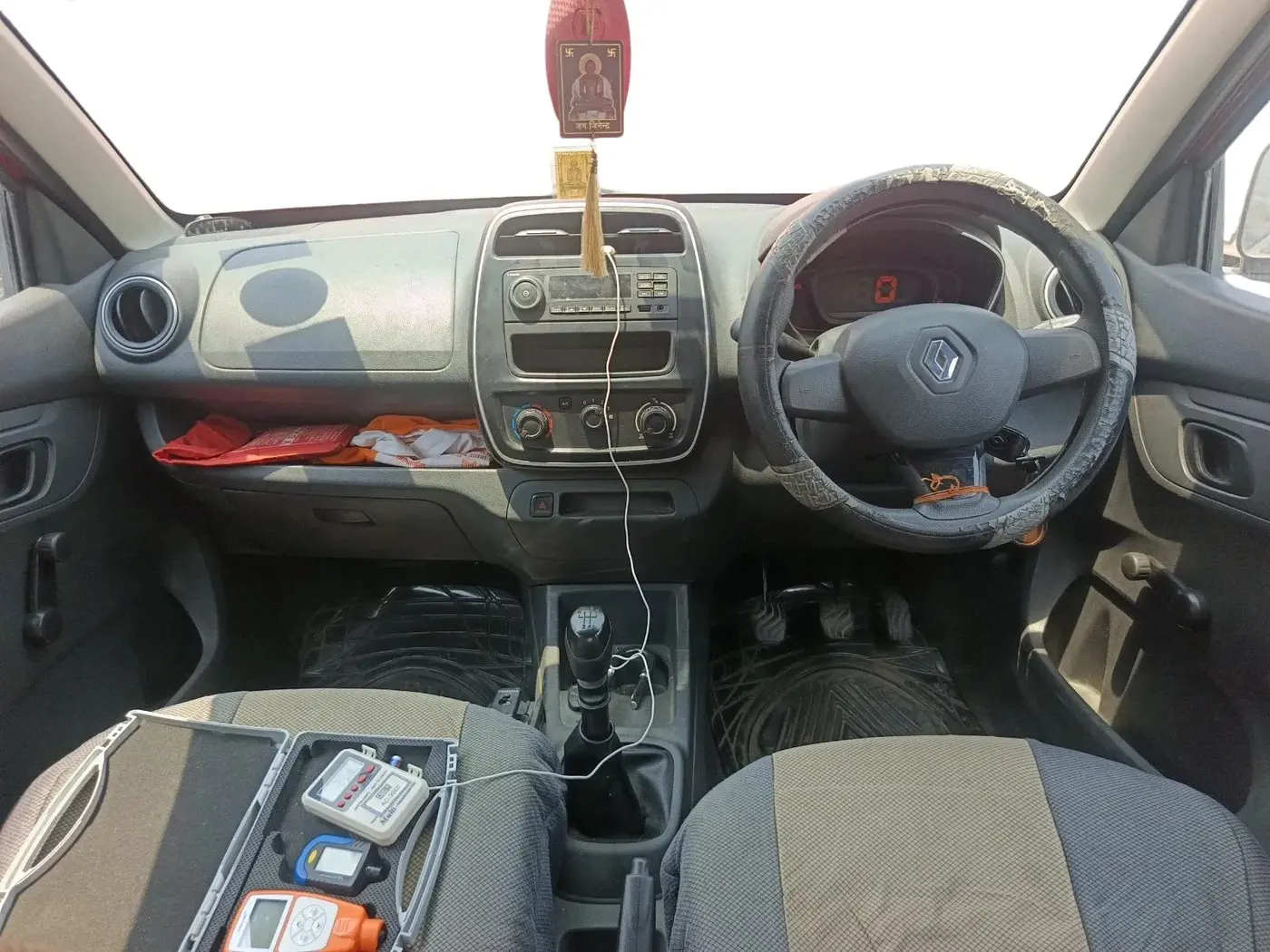 2015 Renault Kwid RXL, Petrol, Manual, 24,000 km, interior