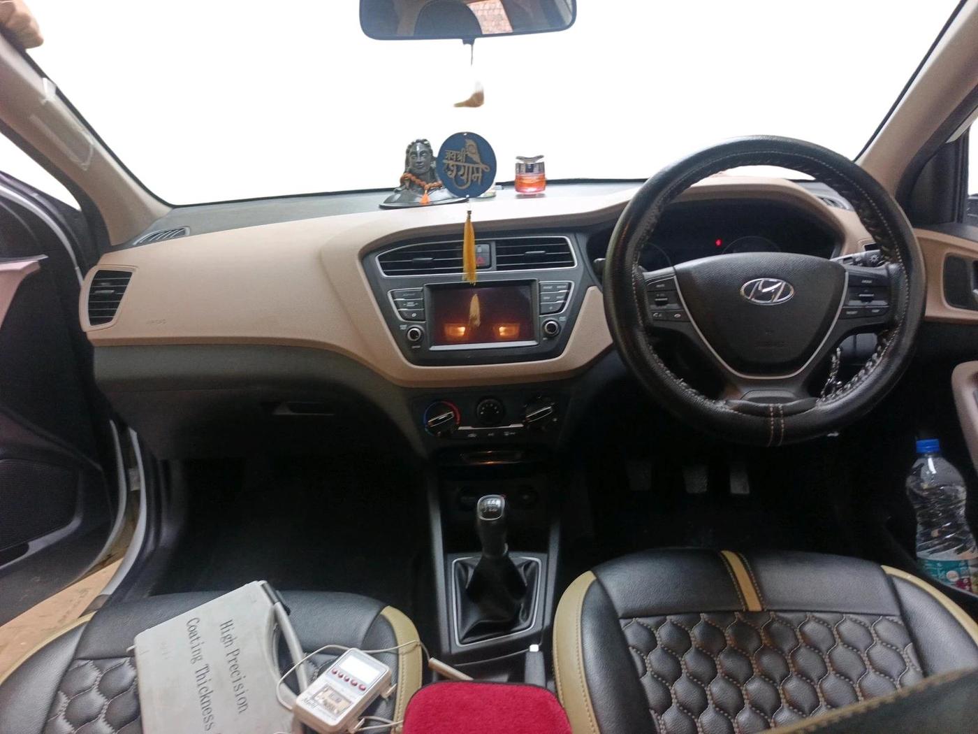 2020 Hyundai Elite i20 SPORTZ PLUS 1.2, Petrol, Manual, 23,595 km, interior