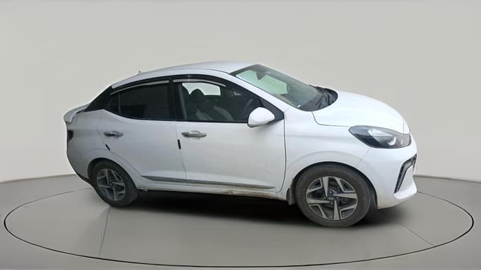 2024 Hyundai AURA SX 1.2 CNG, CNG, Manual, 27,796 km, exterior