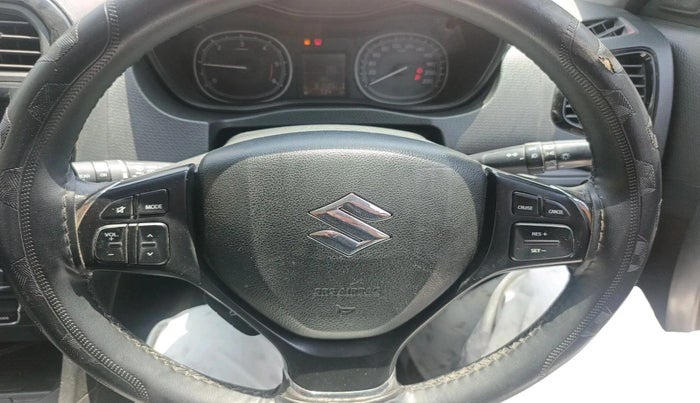 2018 Maruti Vitara Brezza ZDI PLUS DUAL TONE, Diesel, Manual, 81,599 km, interior