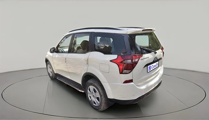 2018 Mahindra XUV500 W7, Diesel, Manual, 1,59,256 km, exterior