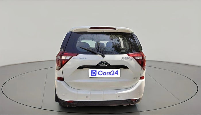 2018 Mahindra XUV500 W7, Diesel, Manual, 1,59,256 km, exterior