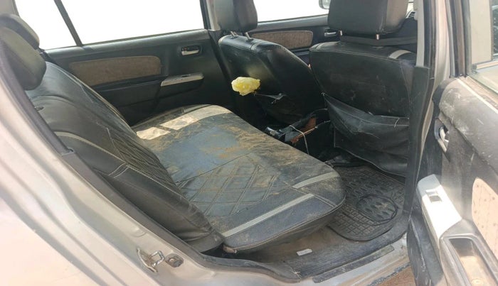 2013 Maruti Wagon R 1.0 VXI, CNG, Manual, 93,049 km, interior