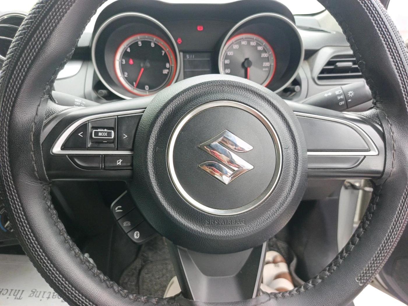 2024 Maruti Swift VXI, Petrol, Manual, 15,615 km, interior