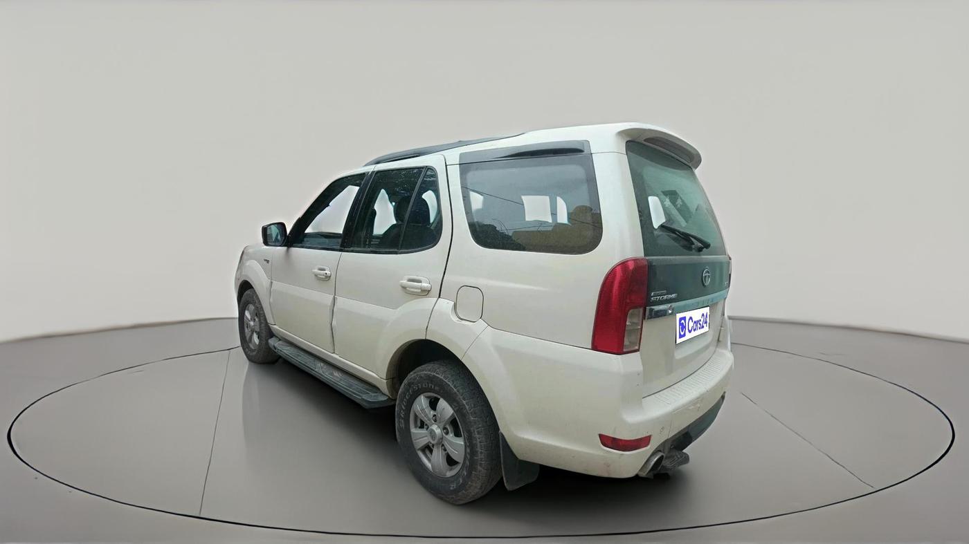 2016 Tata Safari Storme 2.2 VX 4X2, Diesel, Manual, 1,32,718 km, exterior