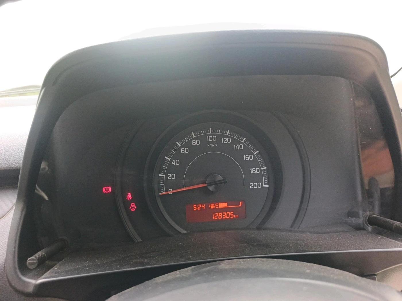 2018 Maruti Swift LDI, Diesel, Manual, 1,28,305 km, interior