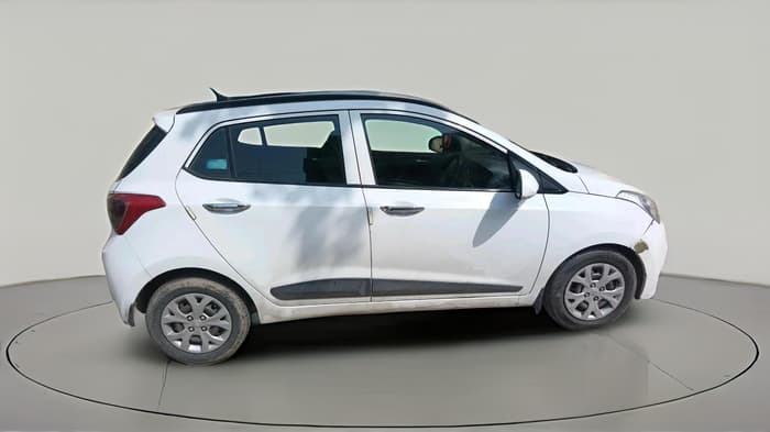 2015 Hyundai Grand i10 SPORTZ 1.2 KAPPA VTVT, Petrol, Manual, 81,903 km, exterior