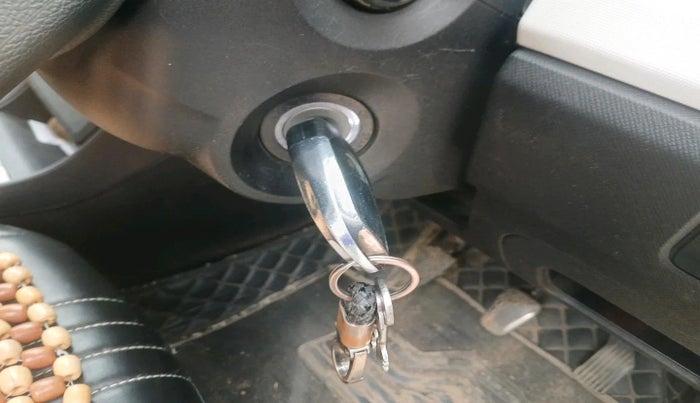 2023 Tata PUNCH PURE MT CNG, CNG, Manual, 62,012 km, interior