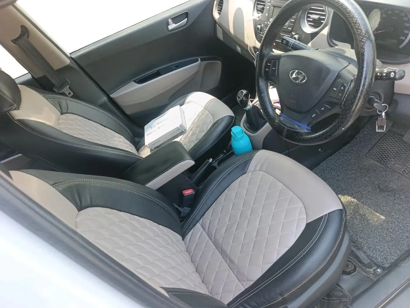 2016 Hyundai Grand i10 SPORTZ 1.2 KAPPA VTVT, Petrol, Manual, 70,841 km, interior