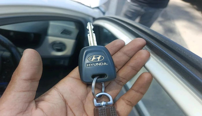 2016 Hyundai Grand i10 SPORTZ 1.2 KAPPA VTVT, Petrol, Manual, 70,841 km, interior