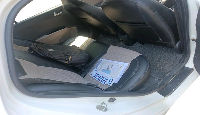 2016 Hyundai Grand i10 SPORTZ 1.2 KAPPA VTVT, Petrol, Manual, 70,841 km, interior