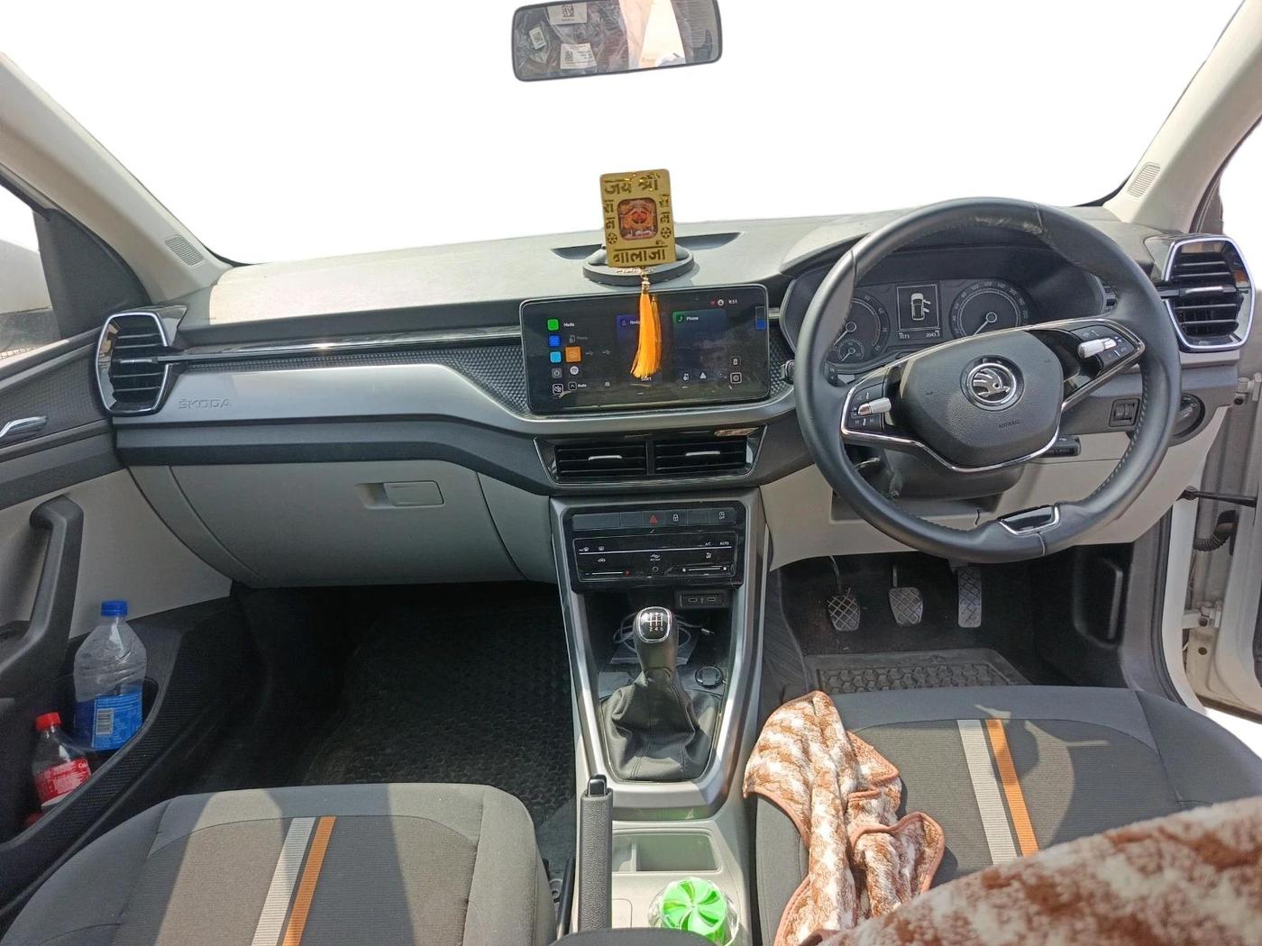 2025 Skoda KUSHAQ AMBITION 1.0L TSI MT, Petrol, Manual, 3,571 km, interior