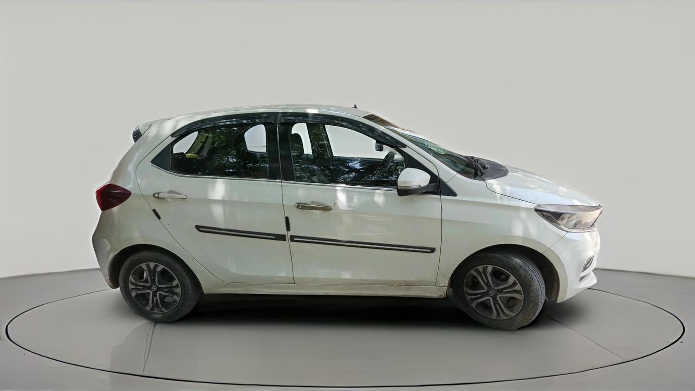 2020 Tata Tiago XZ PETROL, Petrol, Manual, 72,127 km, exterior
