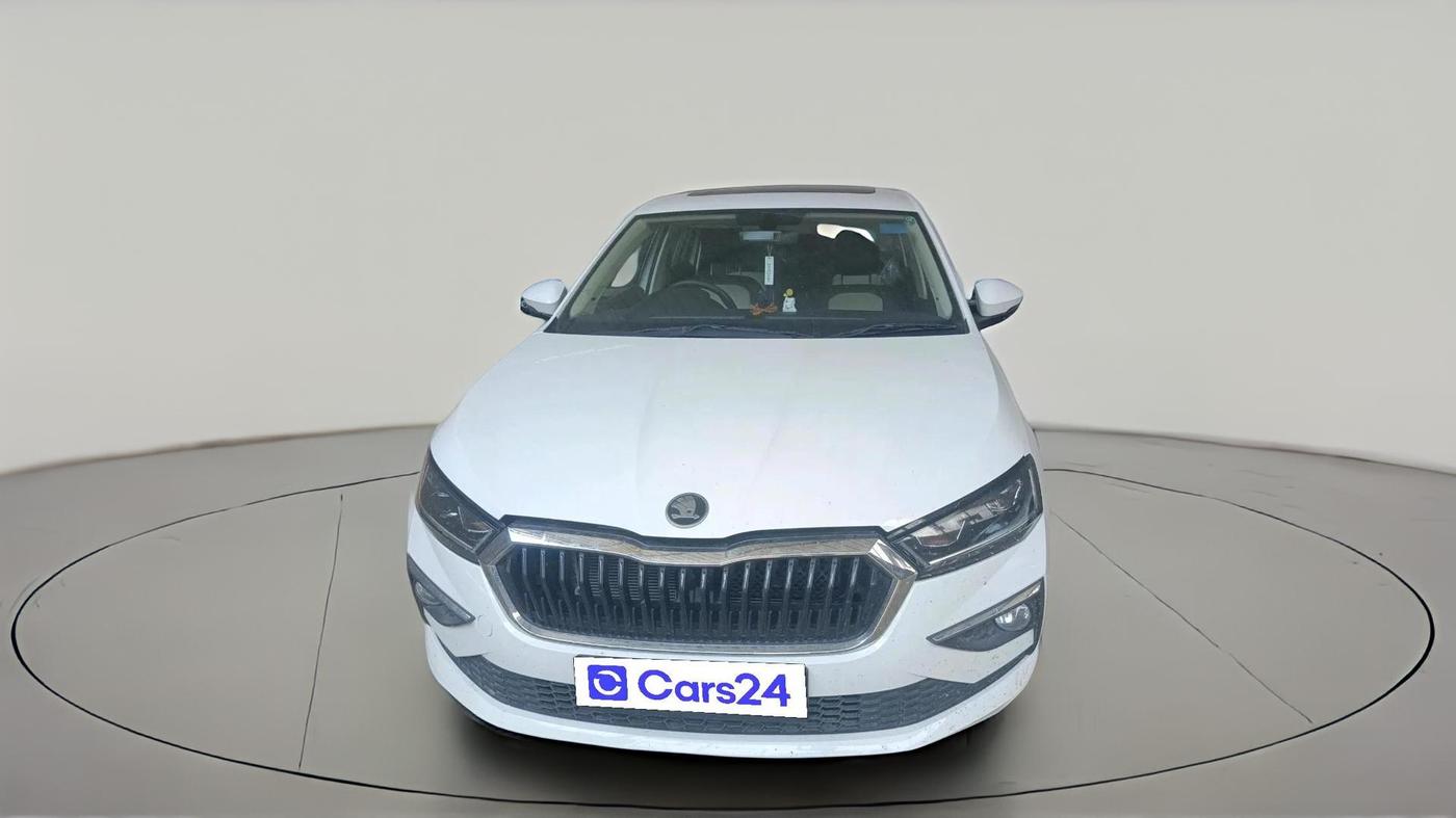 2025 Skoda SLAVIA Prestige 1.0L TSI MT, Petrol, Manual, 10,239 km, exterior
