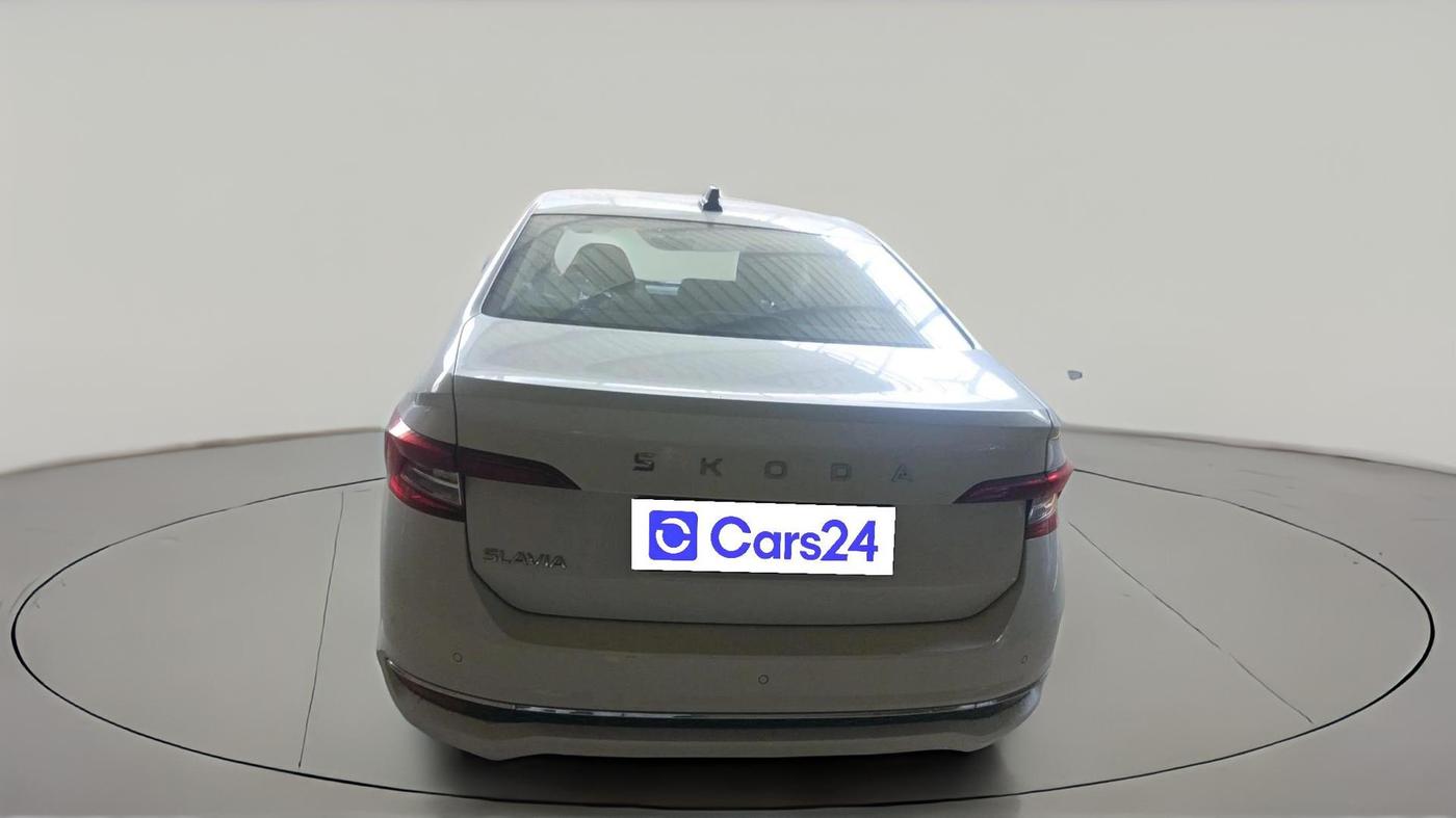 2025 Skoda SLAVIA Prestige 1.0L TSI MT, Petrol, Manual, 10,239 km, exterior