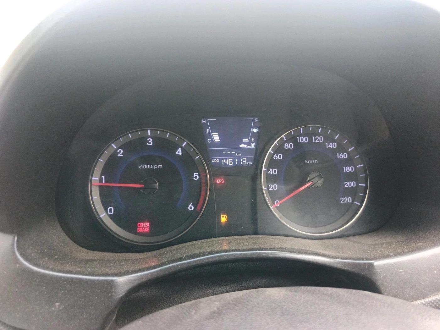 2015 Hyundai Verna 1.6 CRDI S, Diesel, Manual, 1,46,113 km, interior