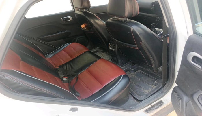 2021 Hyundai VENUE S 1.2, CNG, Manual, 58,665 km, interior