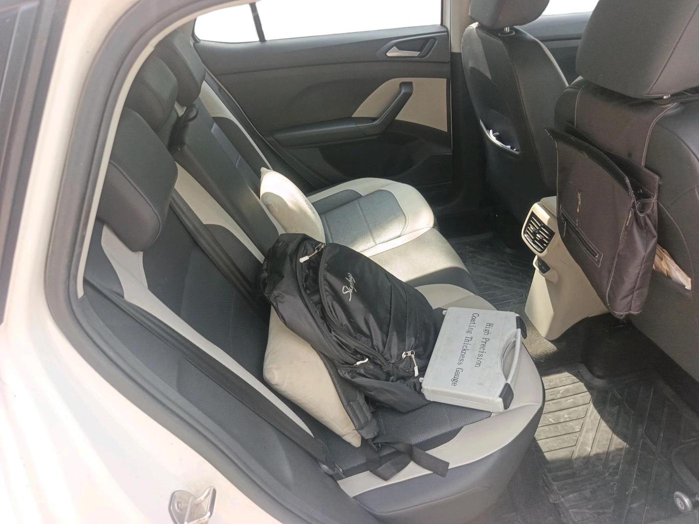 2023 Volkswagen TAIGUN TOPLINE 1.0 TSI MT, Petrol, Manual, 1,10,621 km, interior