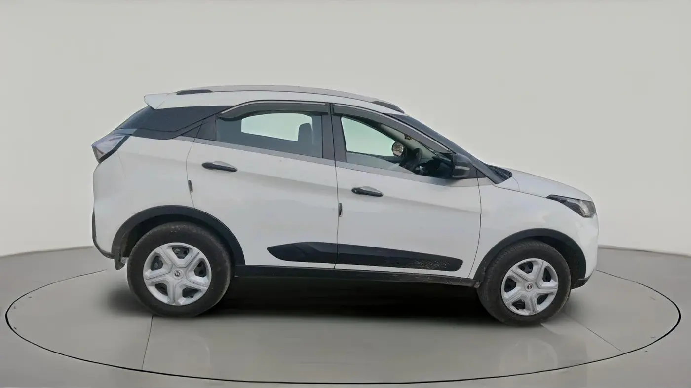 2021 Tata NEXON XMA SUNROOF DIESEL, Diesel, Automatic, 1,31,551 km, exterior
